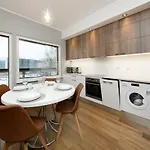 Lootsi 3a Nordic Style With Parking شقة