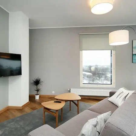 Lootsi 3a Nordic Style With Parking شقة
